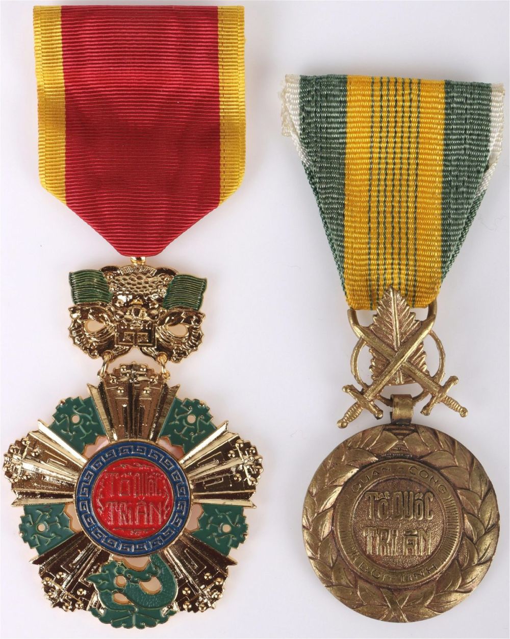Lot 143164: VIETNAM WAR NATIONAL ORDER & MILITARY MERIT MEDAL