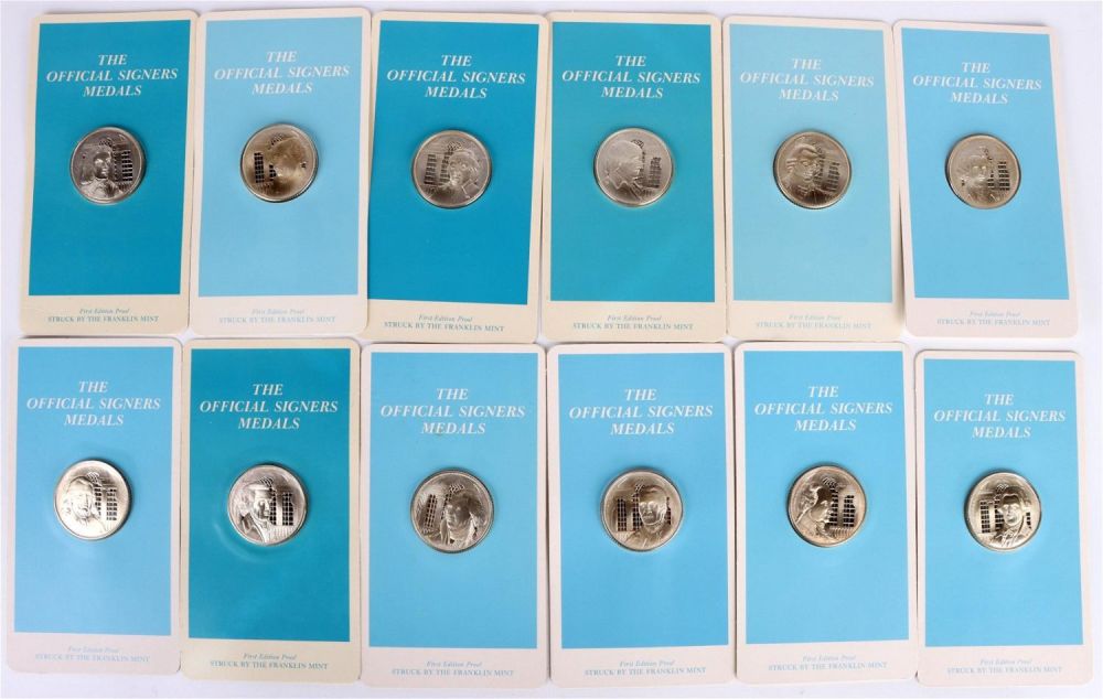 Lot 143169: STERLING SILVER FRANKLIN MINT SIGNERS METALS (12)