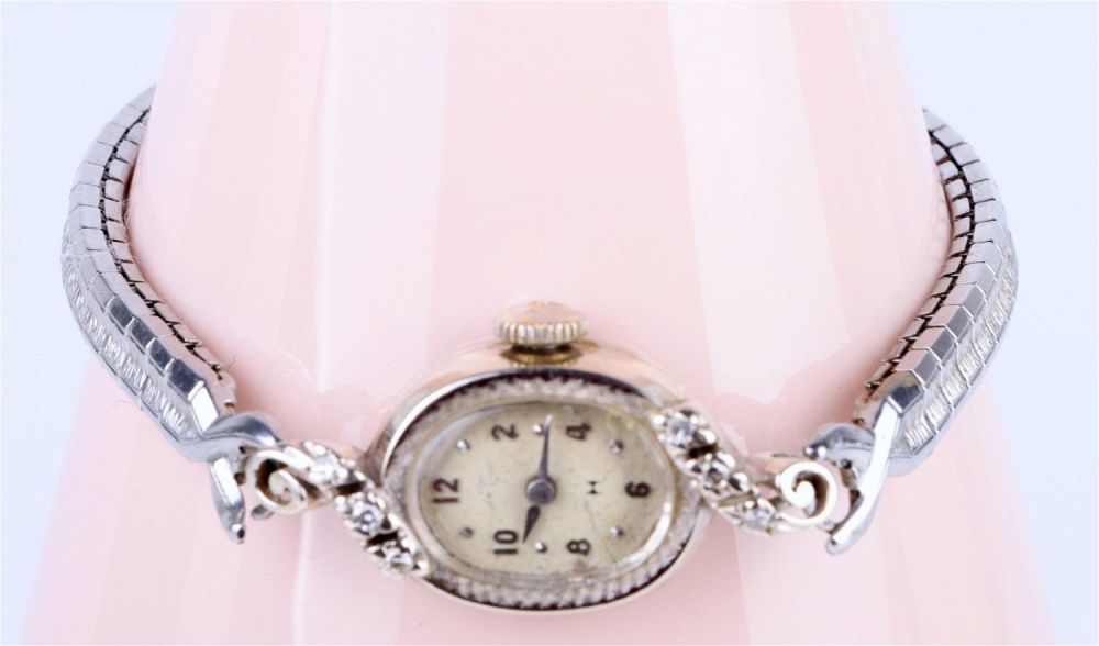 Lot 143199: HAMILTON 14K GOLD & DIAMOND LADIES 1953 WATCH