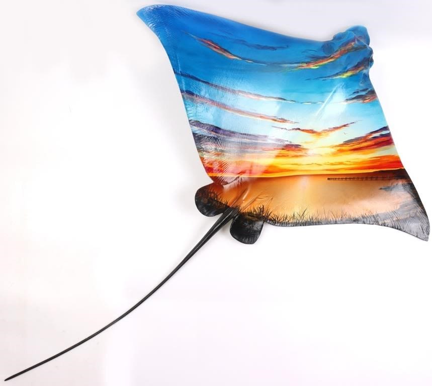 Lot 145261: STEPHEN MULDOON HAND-PAINTED ORIGINAL STINGRAY