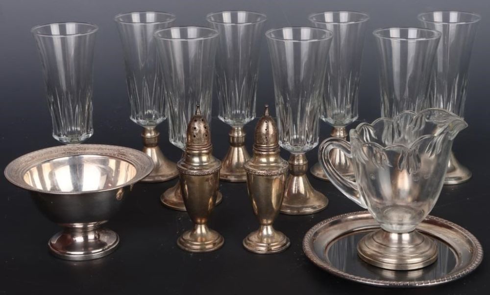 Lot 145277: STERLING SILVER GLASS WEIGHTED & UNWEIGHTED DISHES