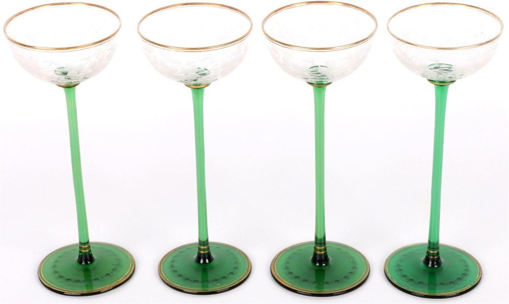 Lot 148213: ANTIQUE SET OF GREEN ETCHED CORDIAL GLASSES