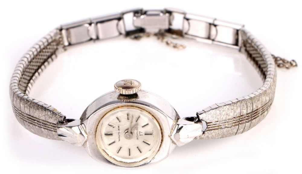 Lot 148223: 14K WHITE GOLD VINTAGE WALTHAM INCABLOC WATCH
