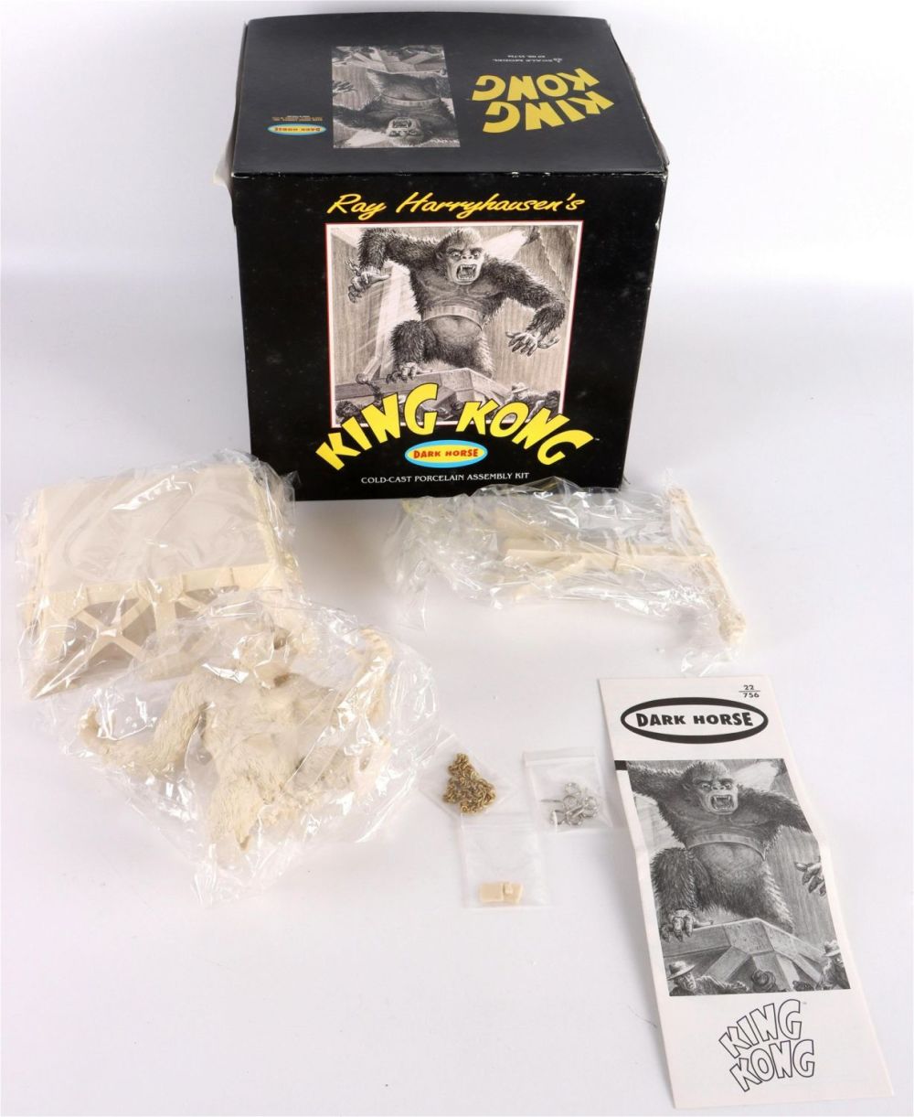 Lot 149195: DARK HORSE #22-756 KING KONG RESIN KIT