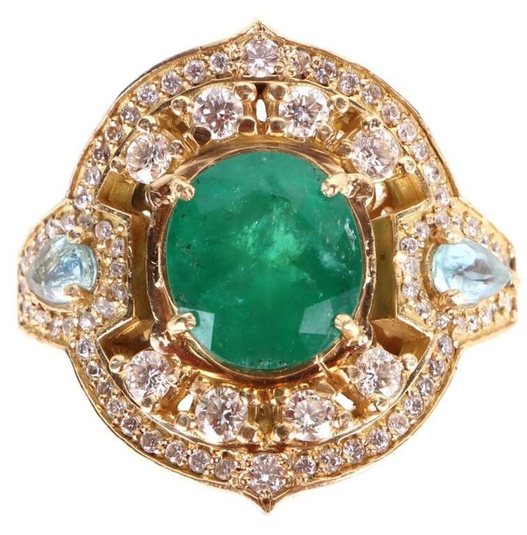 Lot 152050a: 18K GOLD 11.7 X 13.0MM EMERALD DIAMOND AQUA RING