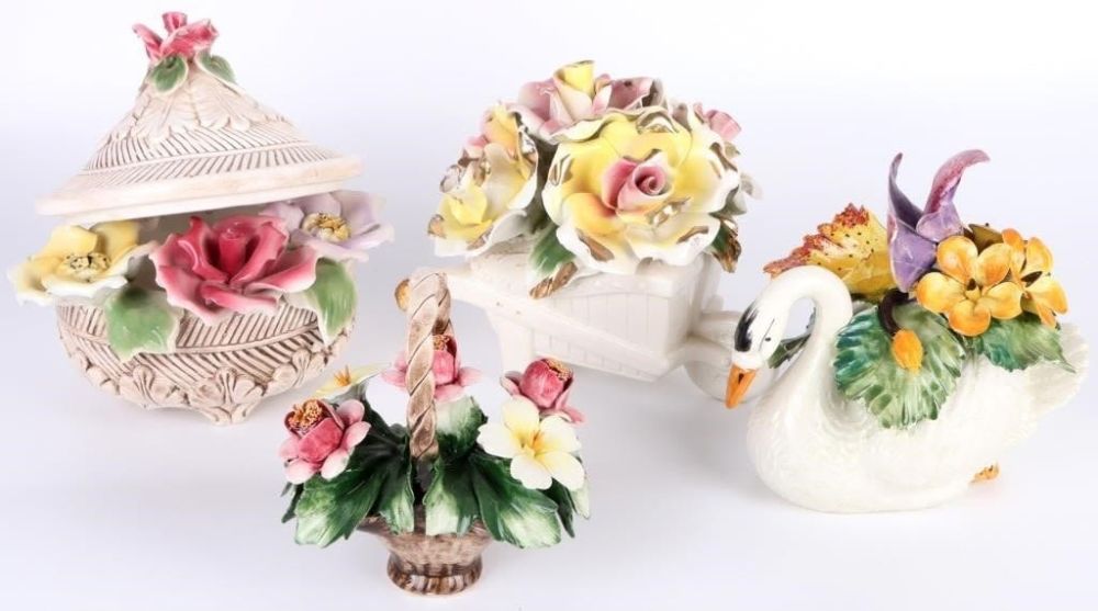 Lot 154174: ITALIAN CAPODIMONTE PORCELAIN BASKET SCULPTURES