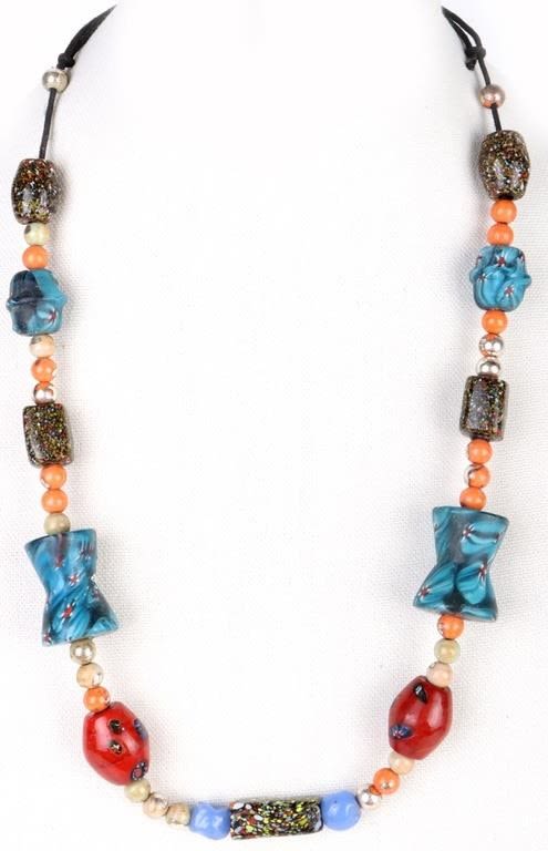Lot 157158: HANDMADE NAVAJO SOUTHWEST CLAY BEADED NECKLACE