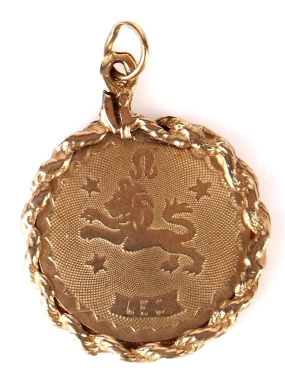 Lot 157170: 14K YELLOW GOLD ZODIAC LEO UNISEX PENDANT