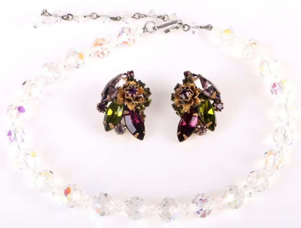 Lot 157193: ANTIQUE FASHION EARRINGS & SWAROVSKI NECKLACE