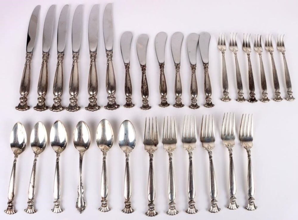 Lot 157200: ROMANCE OF THE SEA SIX STERLING DINNER PLACE SETS