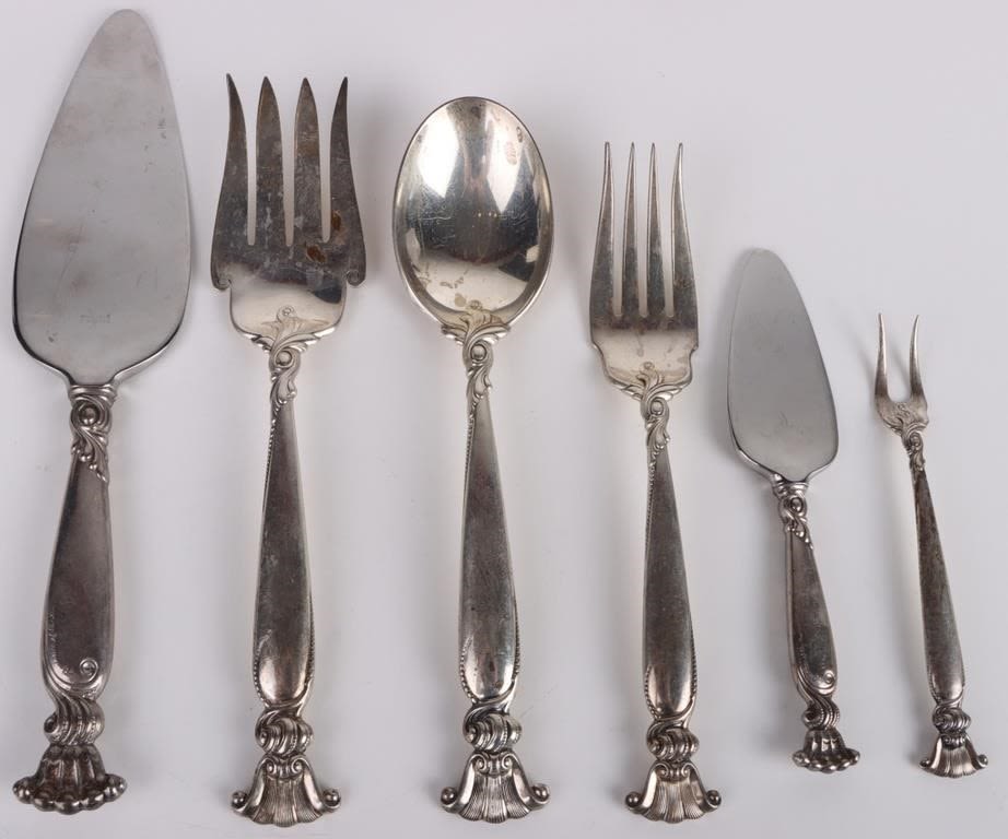 Lot 157201: ROMANCE OF THE SEA STERLING SERVINGWARE LOT OF 6