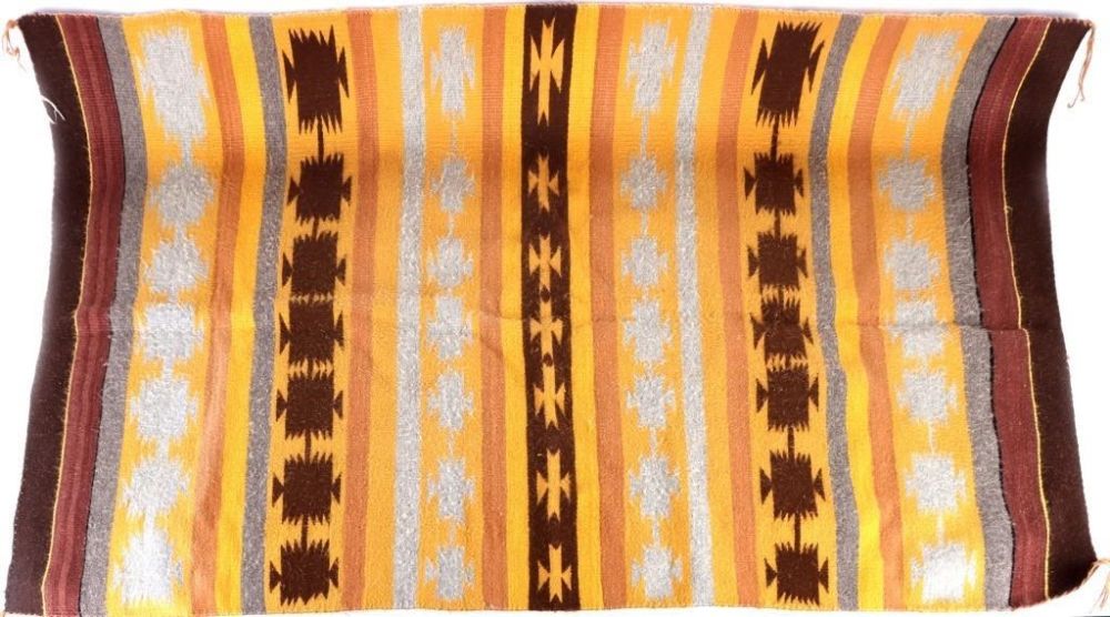 Lot 157245: HANDMADE WOVEN NATIVE AMERICAN TEXTILE RUG