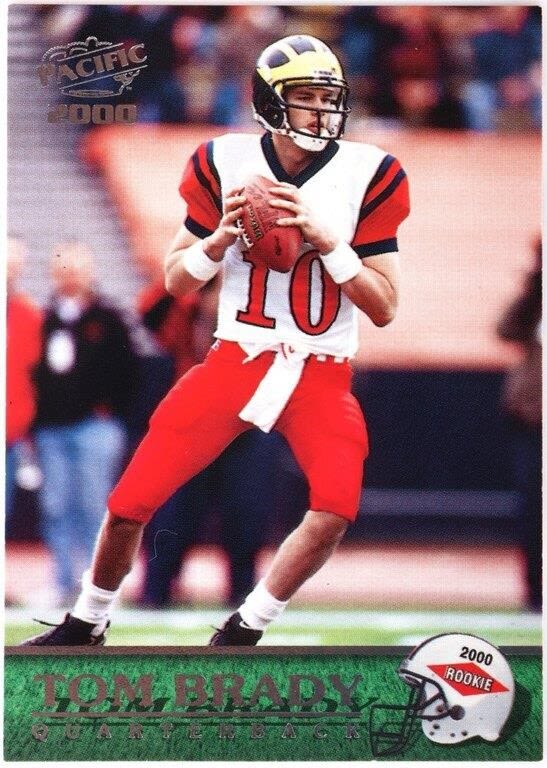 Lot 158199: 2000 PACIFIC TOM BRADY #403 ROOKIE CARD