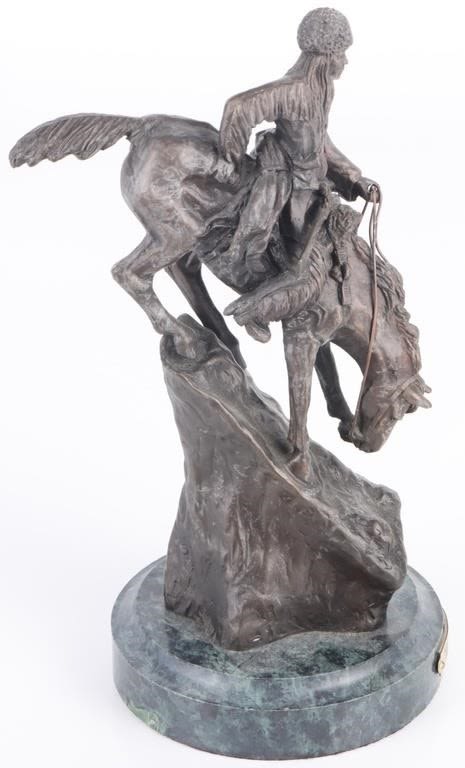 Lot 158211: VINTAGE SOLID BRONZE FREDERIC REMINGTON STATUE