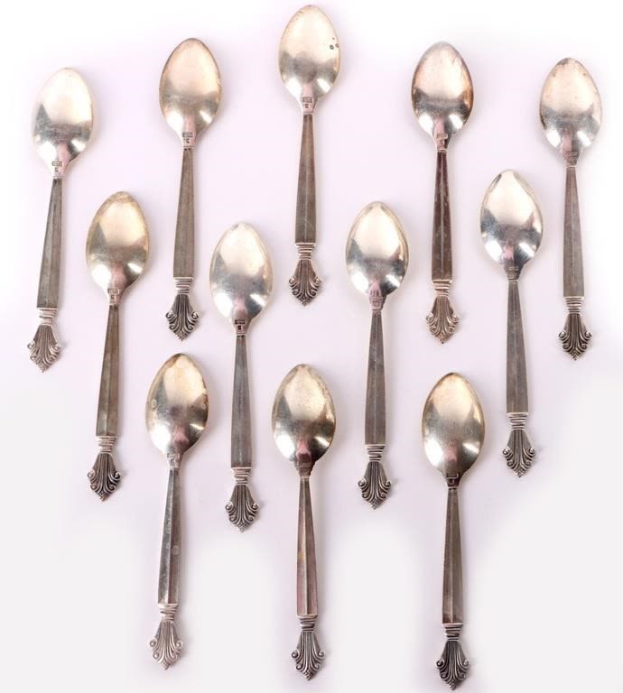 Lot 158257: GEORG JENSEN STERLING SILVER TEASPOONS - (12)