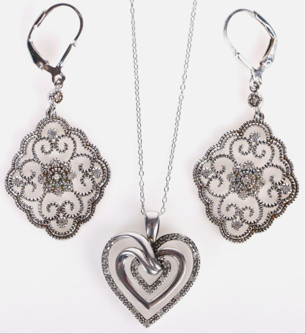 Lot 160156: STERLING SILVER LADIES DIAMOND MATCHING SET