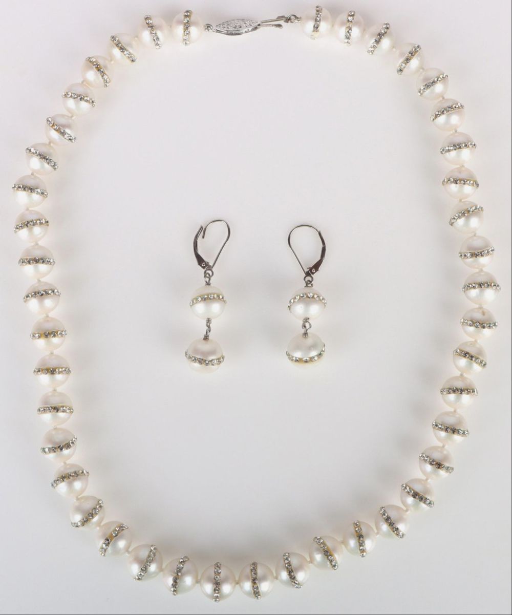 Lot 160157: STERLING SILVER PEARL MATCHING JEWELRY SET