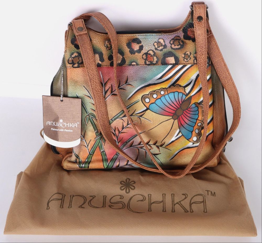 Lot 160246: GENUINE KARAN BY ANUSHKA PAINTED PURSE W/ BAG