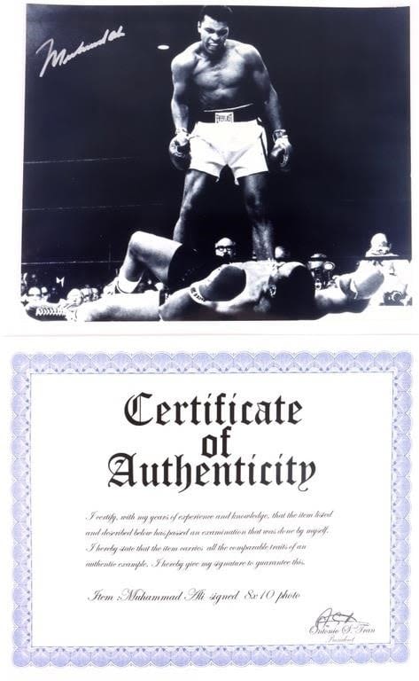 Lot 164276: MUHAMMAD ALI SIGNED AUTOGRAPHED 8X10 PHOTO