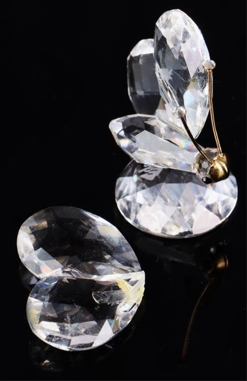 Lot 165270: SWAROVSKI CRYSTAL BUTTERFLY #10002 & BOX