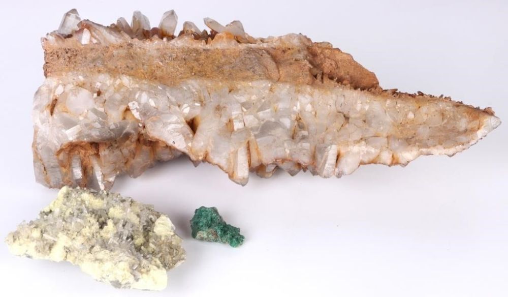 Lot 165289: ORANGE QUARTZ, SULFER, & COPPER MINERAL SPECIMENS