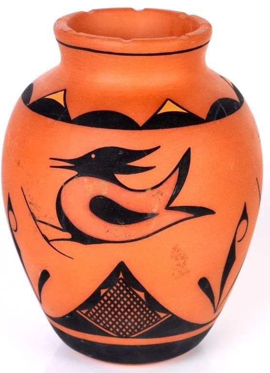 Lot 165309: OL BALD EAGLE N.D. MARSHALL NATIVE AMERICAN VASE