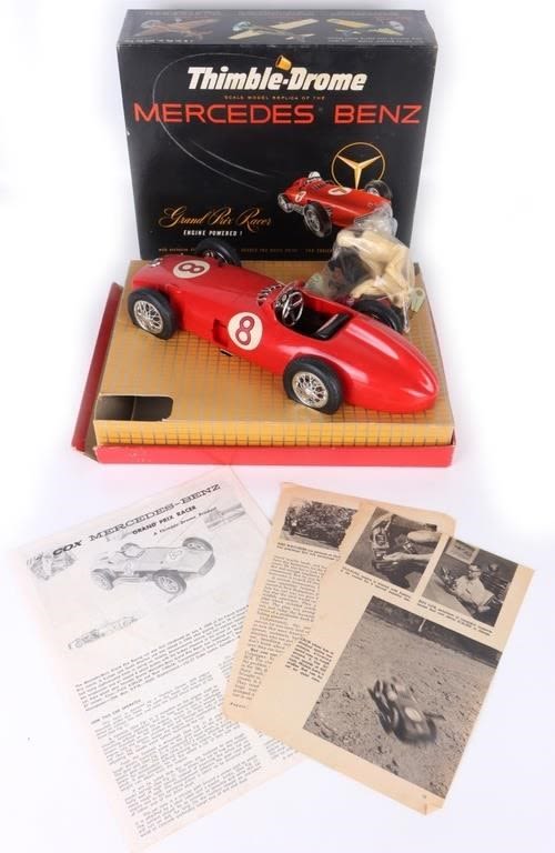 Lot 166301: VTG THIMBLE-DRONE MERCEDES BENZ GAS POWERED CAR
