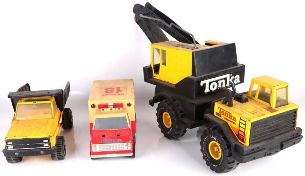Lot 166302: TONKA TRAX PRESSED METAL TRUCKS & FUNRISE RC CARS