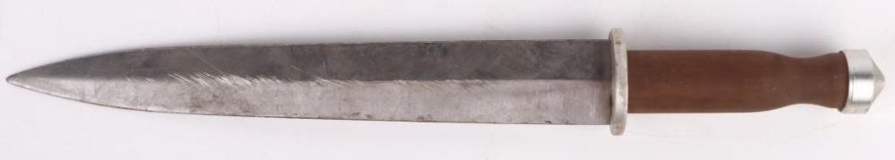 Lot 171260: 12.25" CUTTING EDGE VINTAGE MEDIEVAL STYLE DAGGER