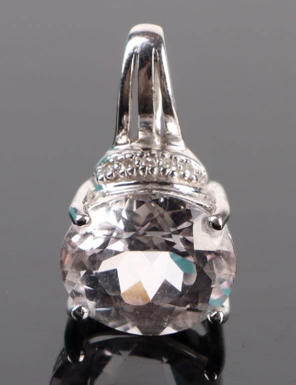 Lot 172156: 5.37CT KUNZITE & DIAMOND 14K WHITE GOLD PENDANT