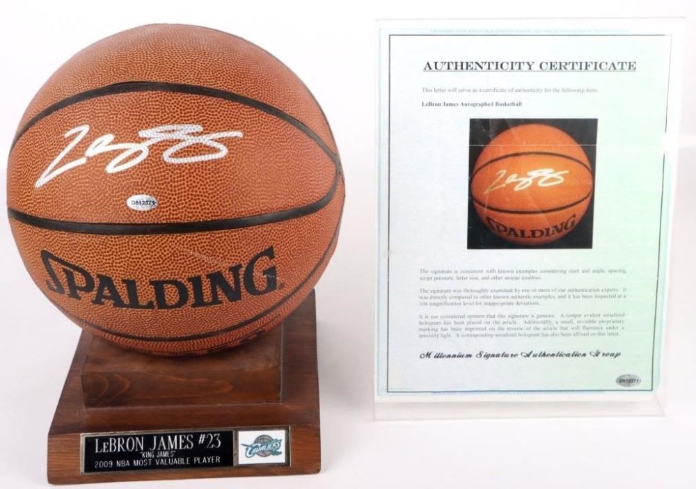 Lot 172214: LEBRON JAMES #23 2009 MVP AUTOGRAPH BALL W/ COA