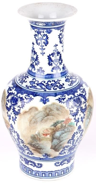 Lot 172243: CHINESE QIANLONG PAINTED PORCELAIN ANTIQUE VASE
