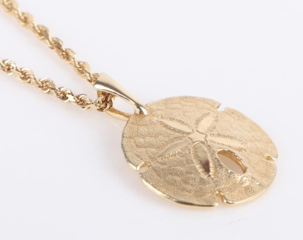 Lot 173183: 14K YELLOW GOLD NECKLACE W/ SAND DOLLAR PENDANT