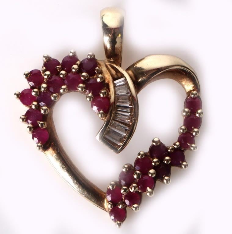 Lot 173204: 10K YELLOW GOLD DIAMOND RUBY LADIES HEART PENDANT
