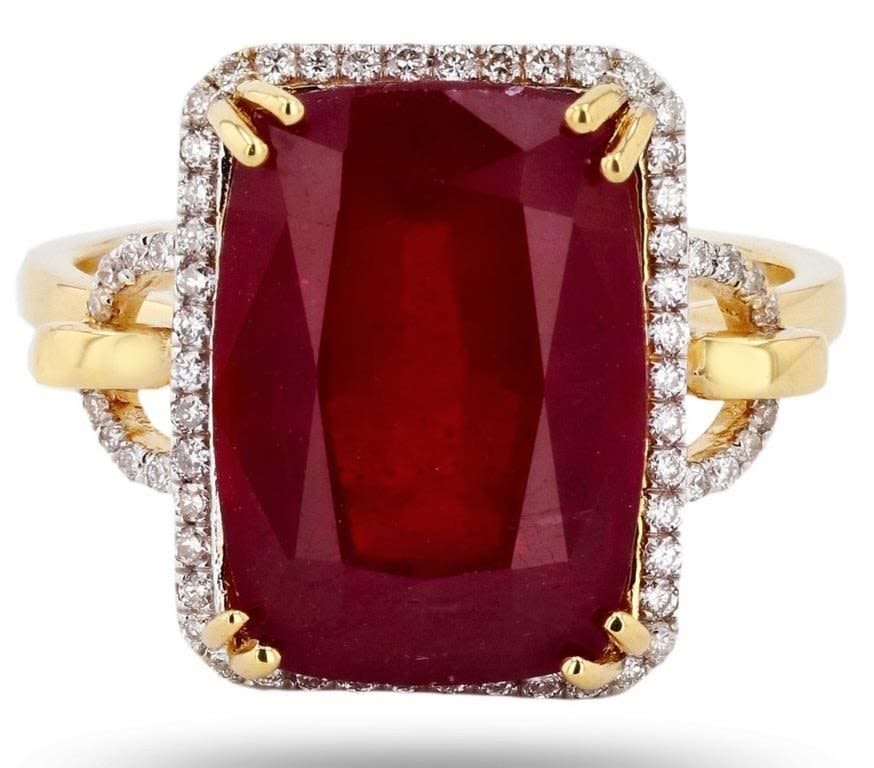Lot 174198: 10.67CT RUBY & 0.23CTW DIAMOND 18K GOLD RING