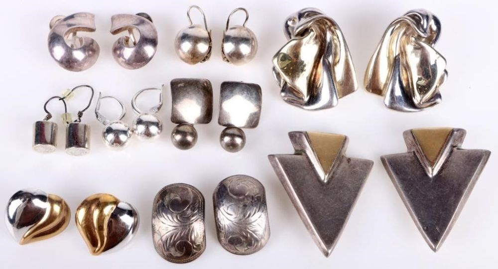 Lot 174223: STERLING SILVER LADIES PUFF EARRINGS - LOT OF 9