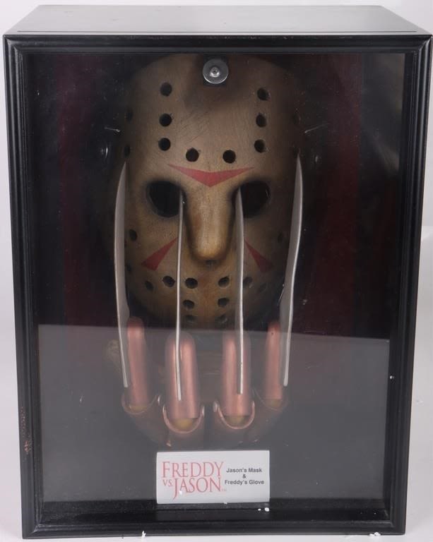 Lot 174325: RARE FREDDY VS JASON PROP REPLICA BOX SET NECA