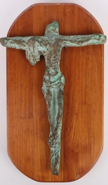 Lot 174345: ANTIQUE WORN BRONZE JESUS CRUCIFIX ON BOARD