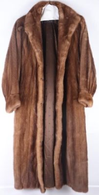 GENUINE PHILIP RENIER MINK FUR LADIES COAT. Genuine Philip Renier New York mink fur ladies coat. 