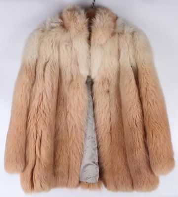 GENUINE PEIZ BERGMANN WHITE FOX FUR LADIES COAT. Genuine Peiz Bergmann white fox fur ladies 