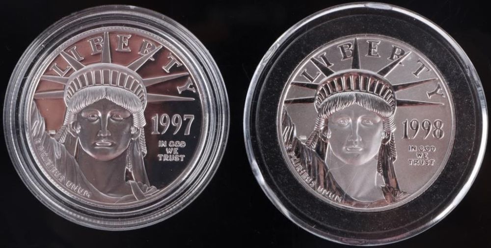 Lot 176167: 1997/98 1OZ PLATINUM ULTRA CAM & REVERSE PROOF(2)