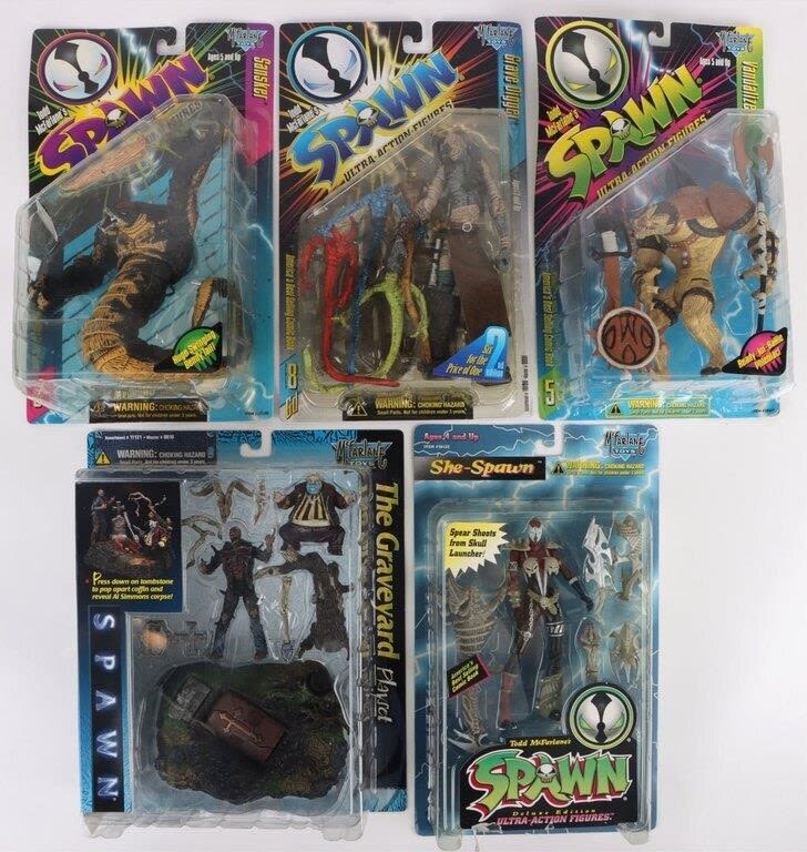 Lot 176373: MCFARLANE SPAWN UTRA- ACTION FIGURES & PLAY SET