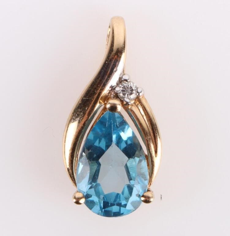 Lot 177154: 14K YELLOW GOLD TOPAZ DIAMOND PENDANT