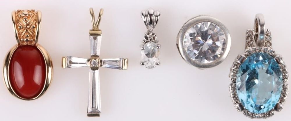 Lot 177159: GEMSTONE STERLING SILVER LADIES PENDANTS - (5)
