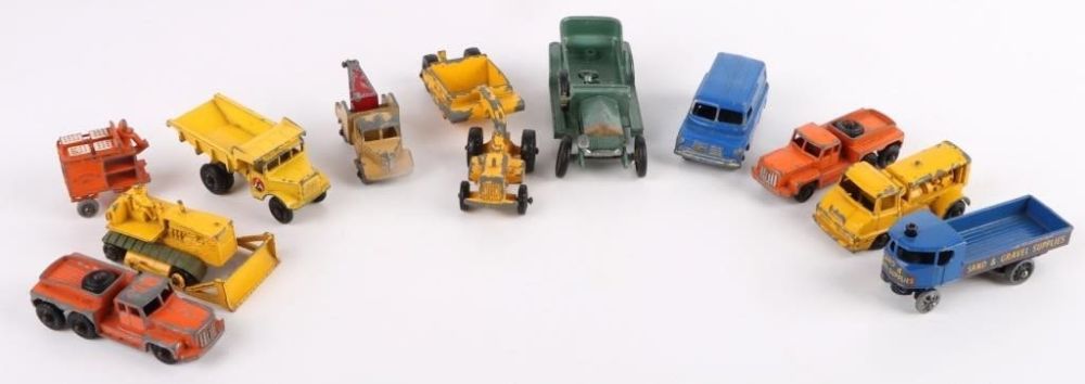 Lot 177231: VINTAGE LESNEY MATCHBOX TRUCKS & TRACTORS