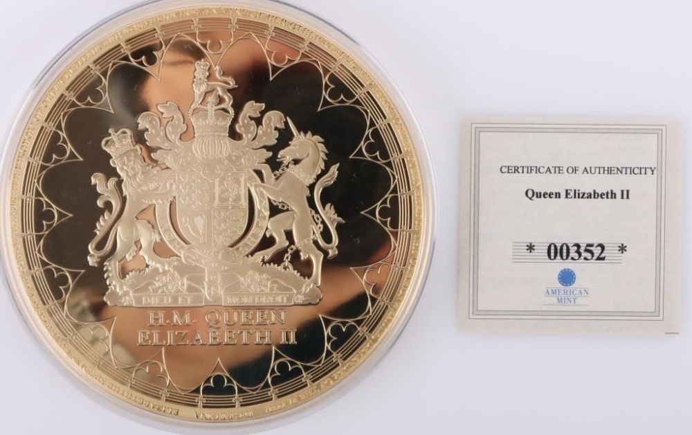 Lot 177380: QUEEN ELIZABETH JUMBO STRIKE COMMEM. PROOF COIN