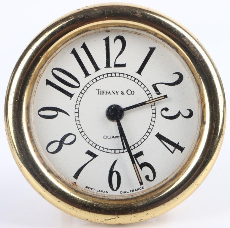 Lot 177410: TIFFANY & CO. BRASS ROUND FRANCE DESK CLOCK