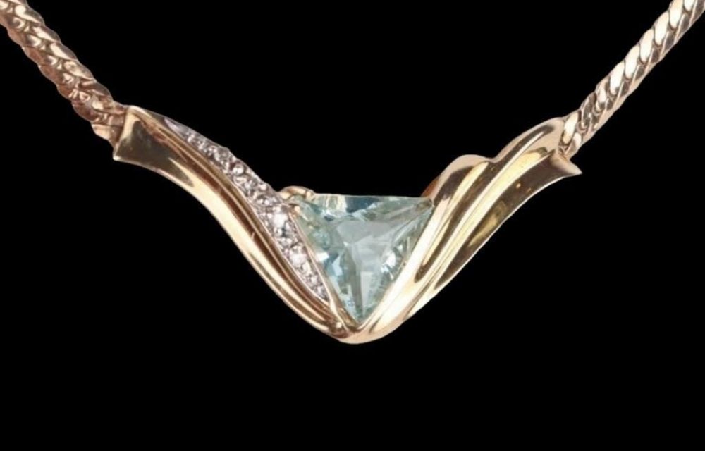 Lot 178204: 14K YELLOW GOLD AQUAMARINE & DIA. PENDANT CHAIN