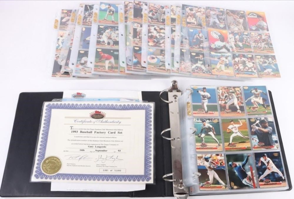 Lot 178321: 1993 STADIUM CLUB BASEBALL CARDS COMEPLETE SET