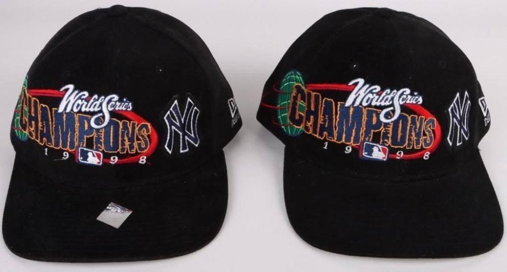 Lot 178333: 1998 NY YANKEES WORLD SERIES CHAMPIONS CAPS